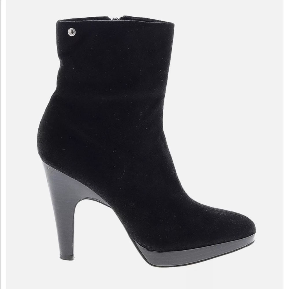 Black suede ankle boots